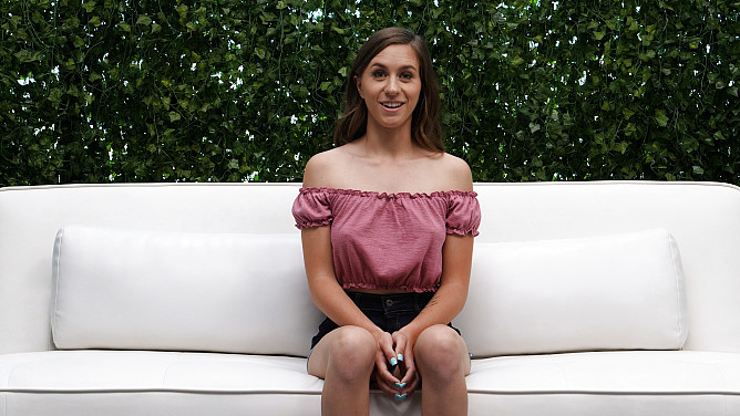 Casting Couch HD - Kourtney  / 13.12.2019