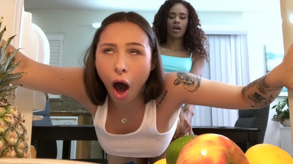 Hot And Mean / Brazzers - Scarlit Scandal Strap-On For Some Cheating: Part 1 / 17.10.2020