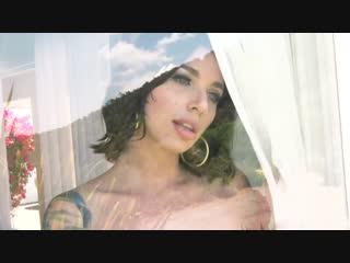 Ivy Lebelle Welcomes The Neighborhood With Her ASS anal  bigass  bigtits  hardcore