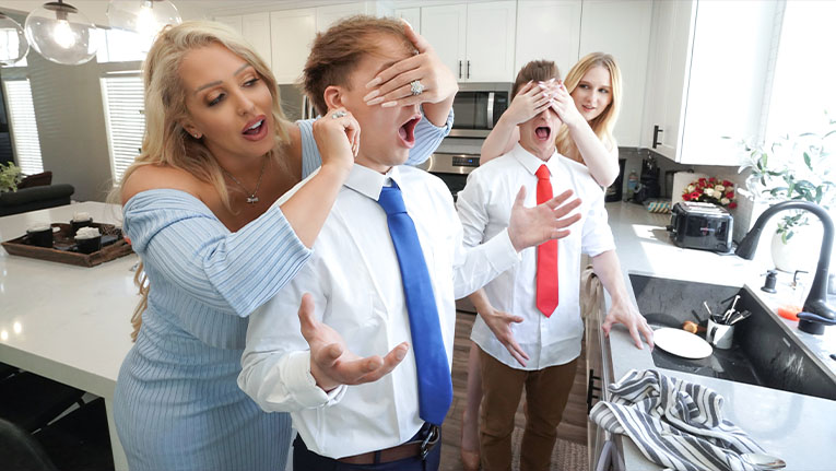 Mylf / Home Run at Home / 06.06.2022