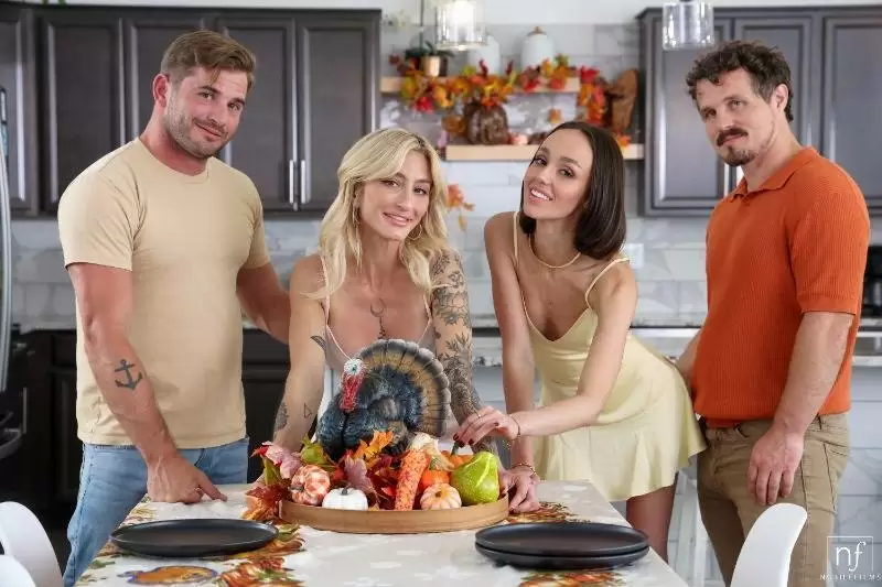 New  Christina Sage  Kathryn Mae Getting Our Fill On Thanksgiving (10-11-2025) Hardcire  Roleplay  Family  Foursome  ILUVY  lulustream.com  bigwarp.io